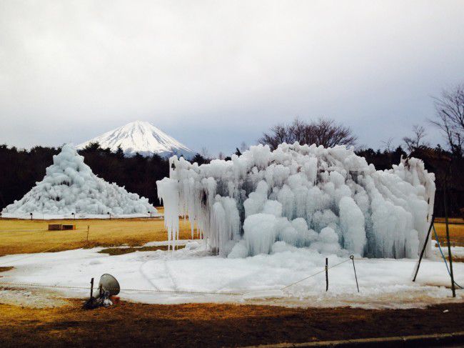 西湖　樹氷まつり01