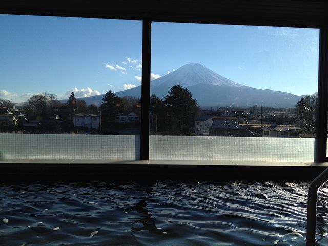 大浴場から富士山