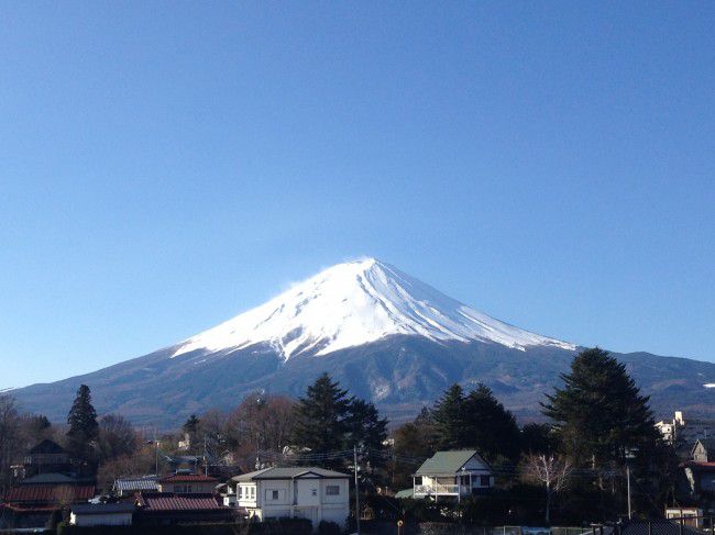 春の富士山