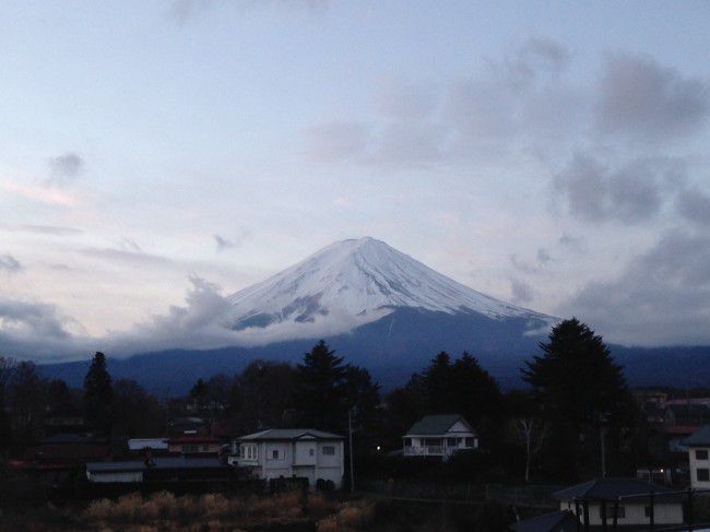 富士山の麓　河口湖　温泉旅行